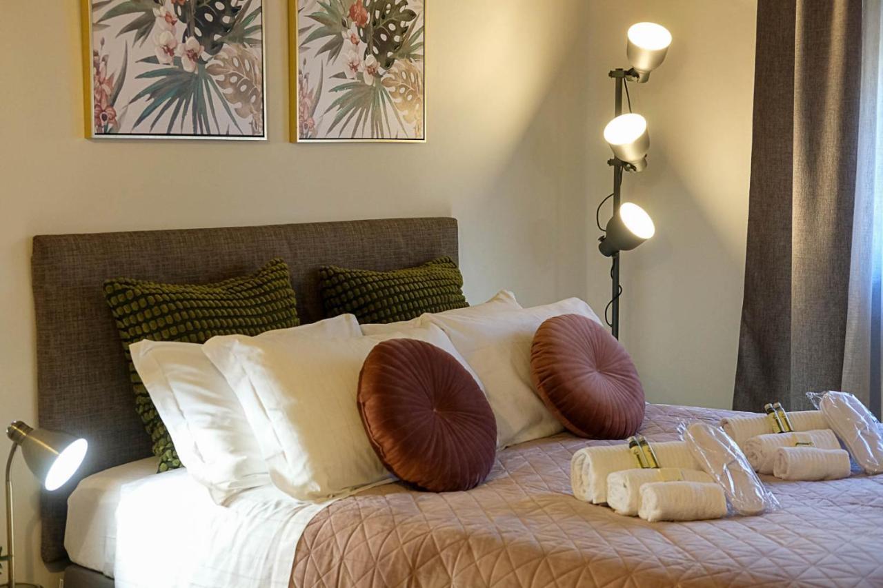 Verona Suites And Rooms Zewnętrze zdjęcie