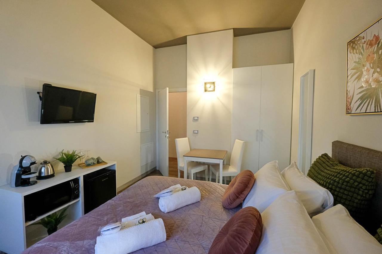 Verona Suites And Rooms Zewnętrze zdjęcie