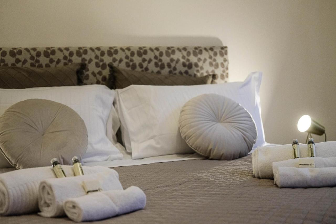Verona Suites And Rooms Zewnętrze zdjęcie