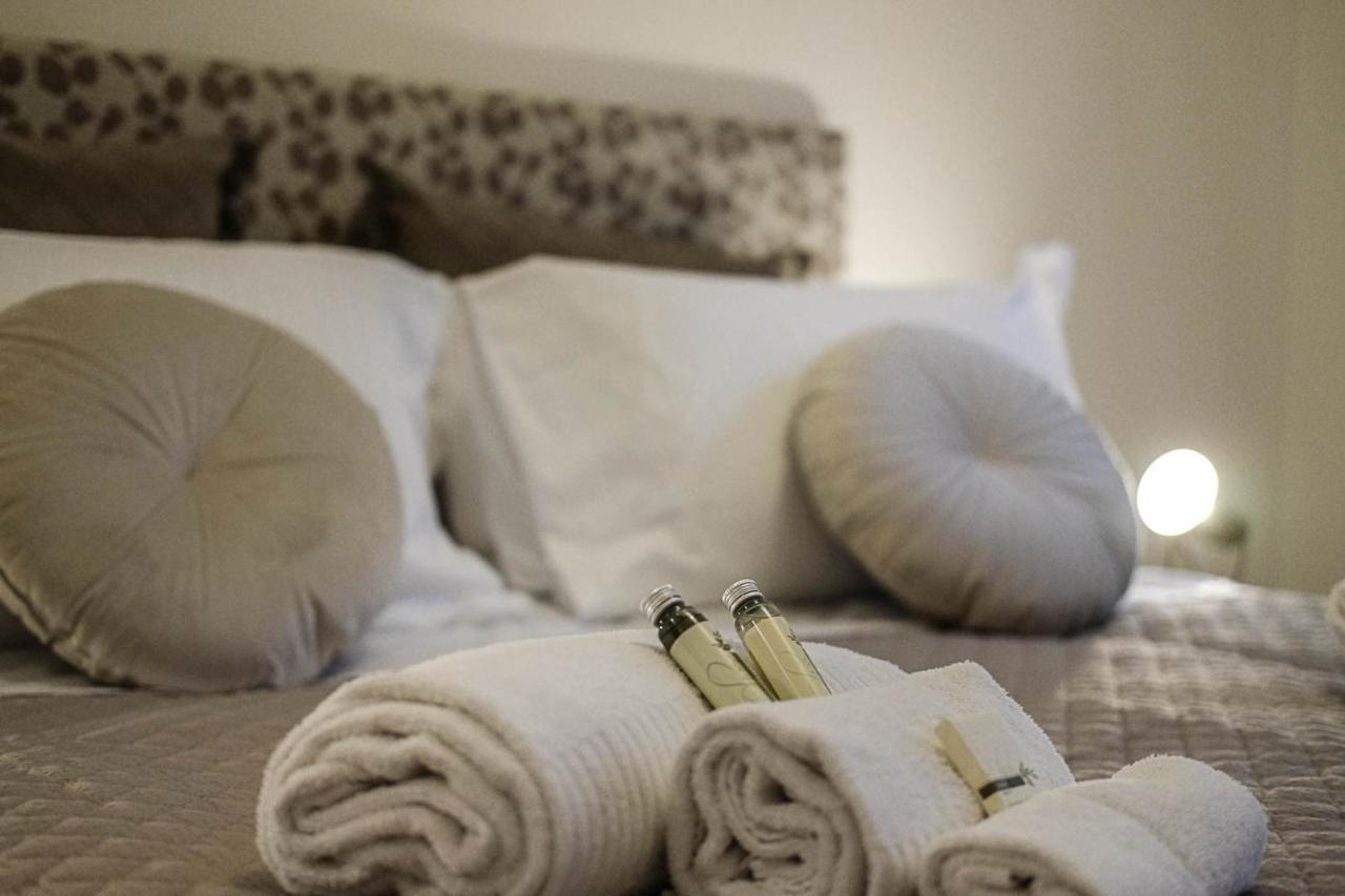 Verona Suites And Rooms Zewnętrze zdjęcie