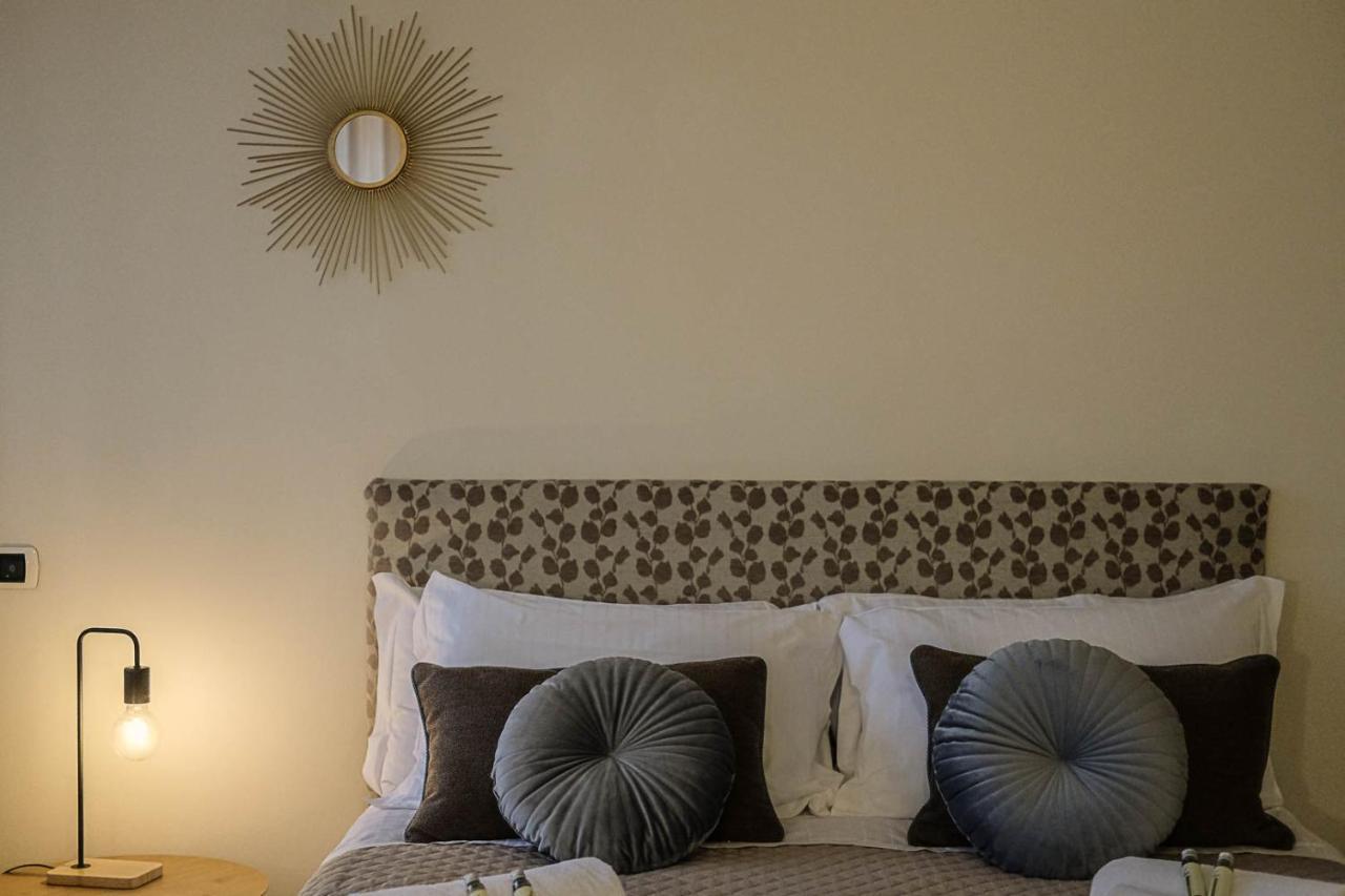 Verona Suites And Rooms Zewnętrze zdjęcie